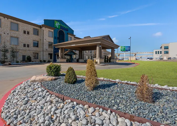 Holiday Inn Express & Suites Oklahoma City Nw - Quail Springs By Ihg The Village