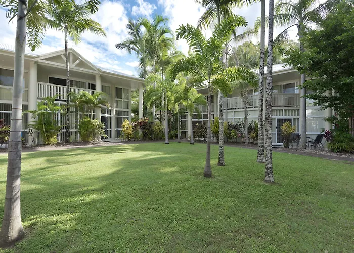 Tropical Nites Holiday Townhouses Port Douglas