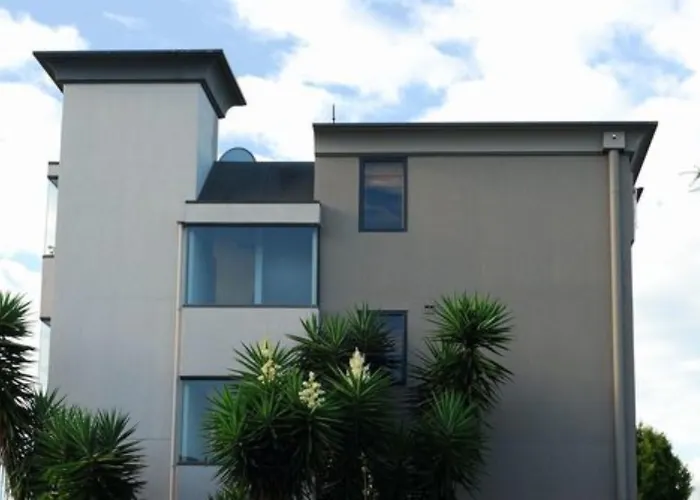 Off Broadway Motel Auckland