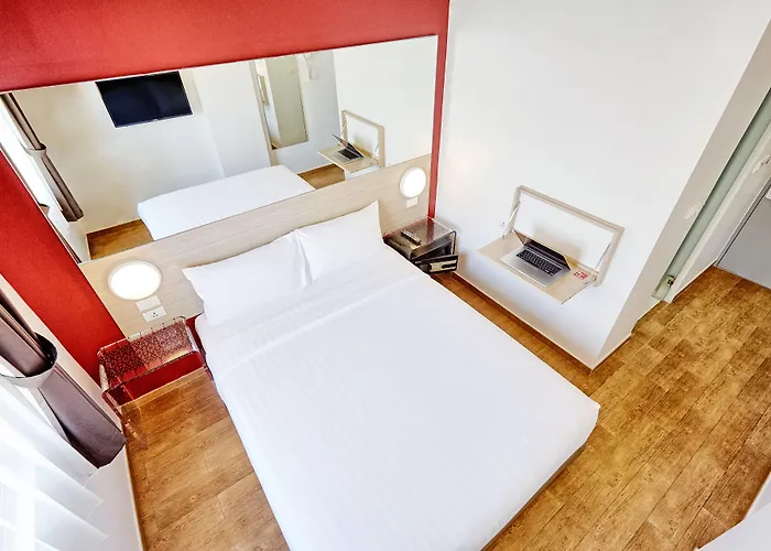 Easy Planet Pattaya Hotel