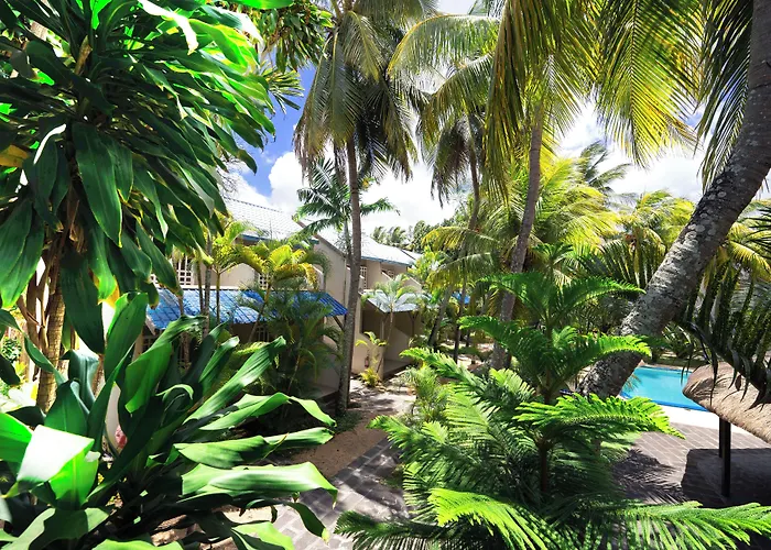 Le Grand Bleu Hotel Trou aux Biches