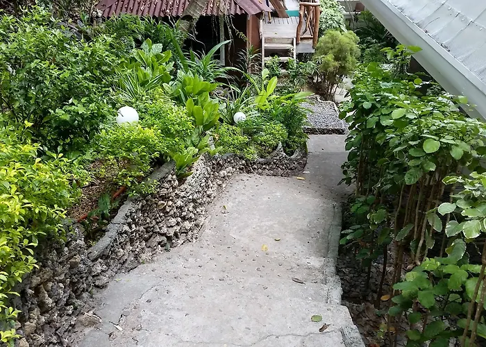 Surfside Boracay Resort Manoc-Manoc