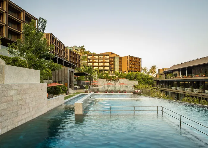 Sunsuri Phuket Resort, Nai Harn Beach