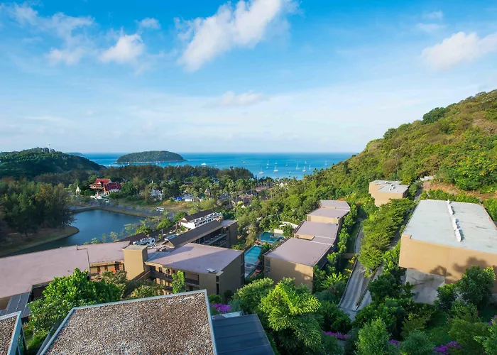 Sunsuri Phuket Resort, Nai Harn Beach