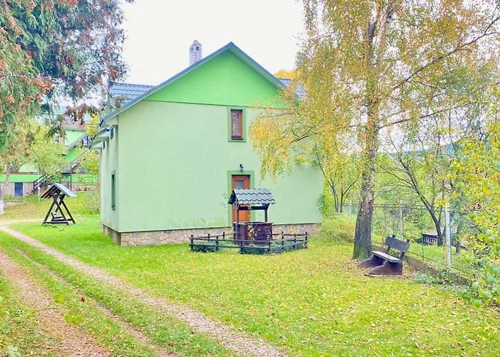 Goryanka Family Home Mykulychyn