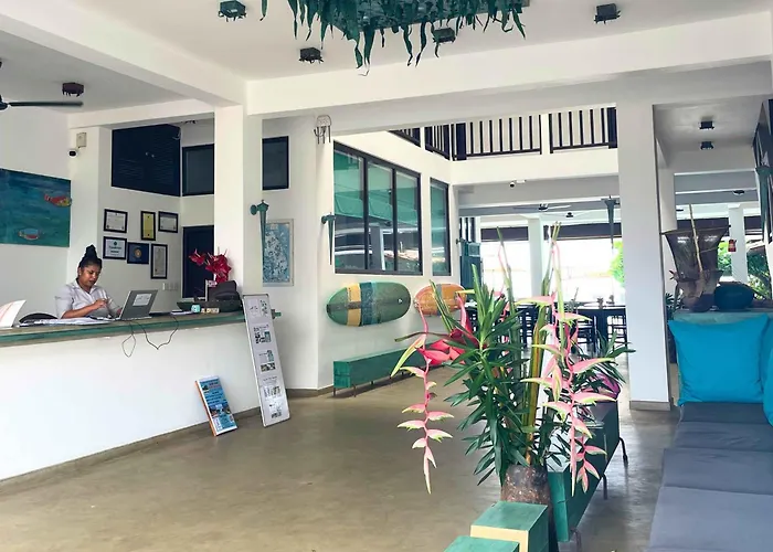At Ease Beach Hotel Hikkaduwa