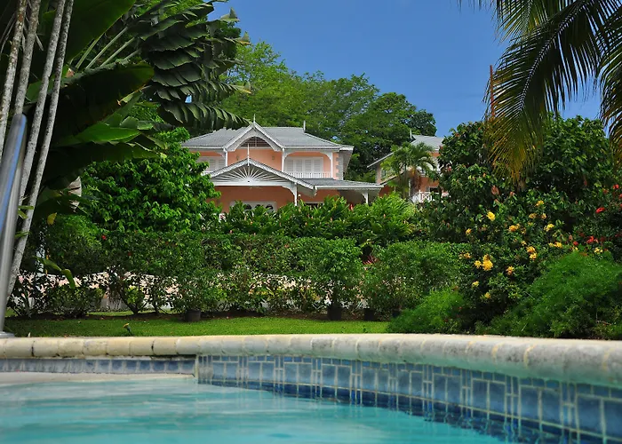 Plantation Beach Villas Black Rock