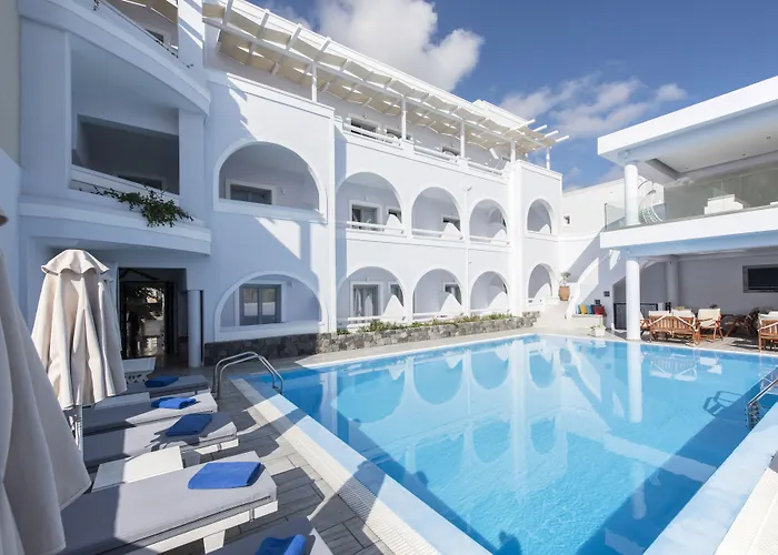 Blue Waves Suites & Apartments Kamari 