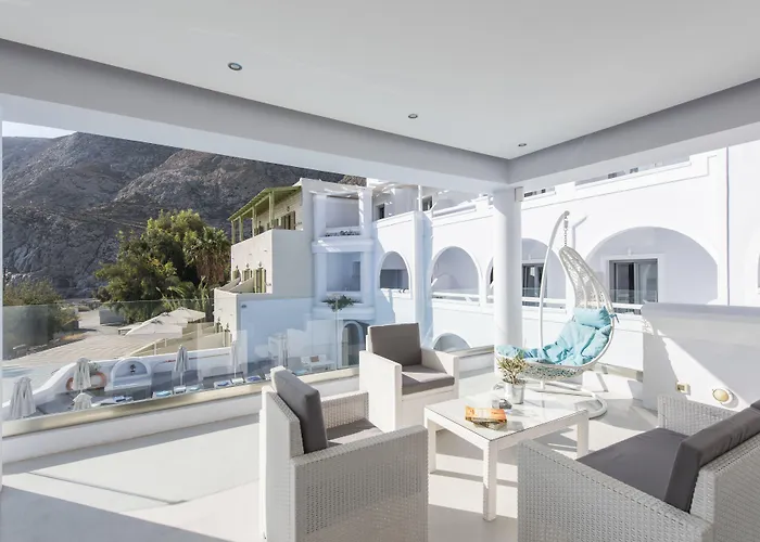 Blue Waves Suites & Apartments Kamari 
