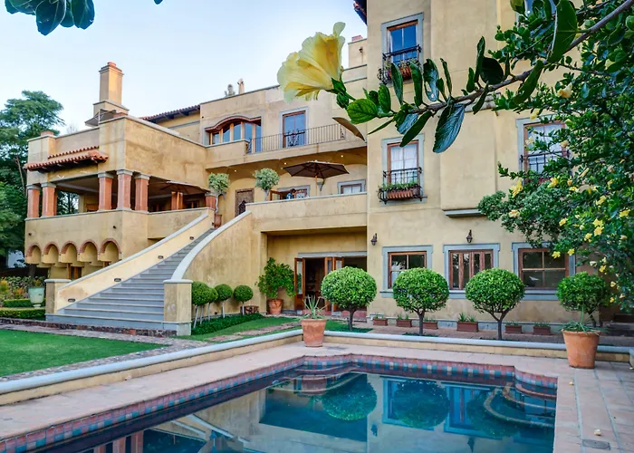 Castello Di Monte Hotel Pretoria