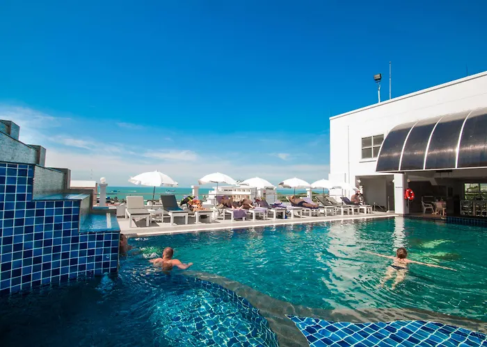 Flipper House Hotel - Sha Extra Plus Pattaya