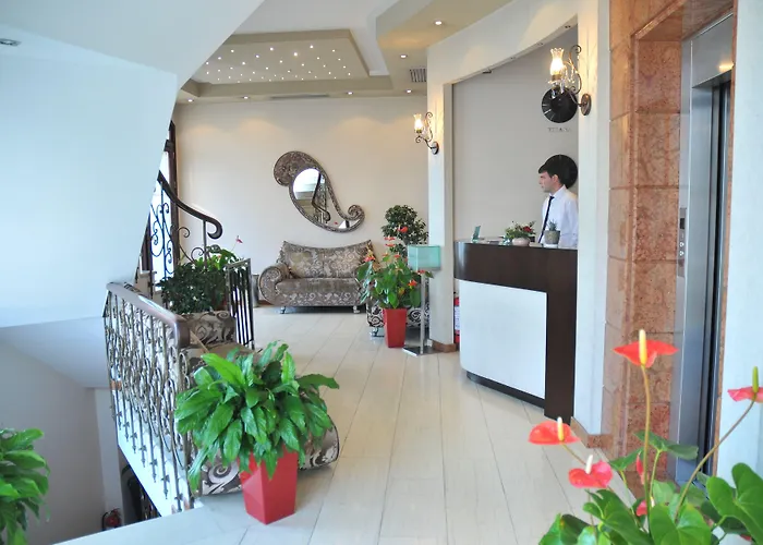 Monarc Hotel Tirana
