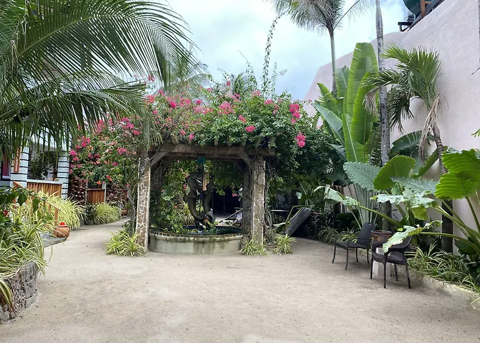 Nigi Nigi Too Beach Resort Balabag 