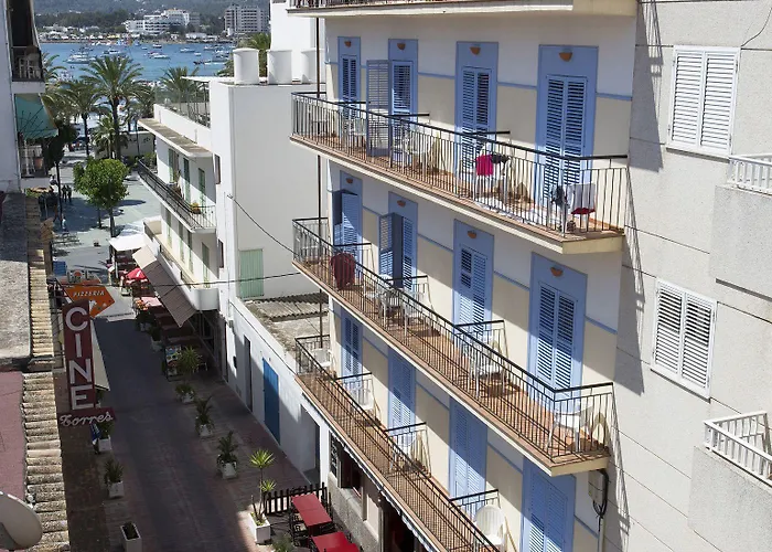 Hostal Ferrer San Antonio 