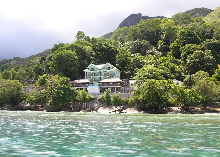 Treasure Cove Hotel & Restaurant Bel Ombre