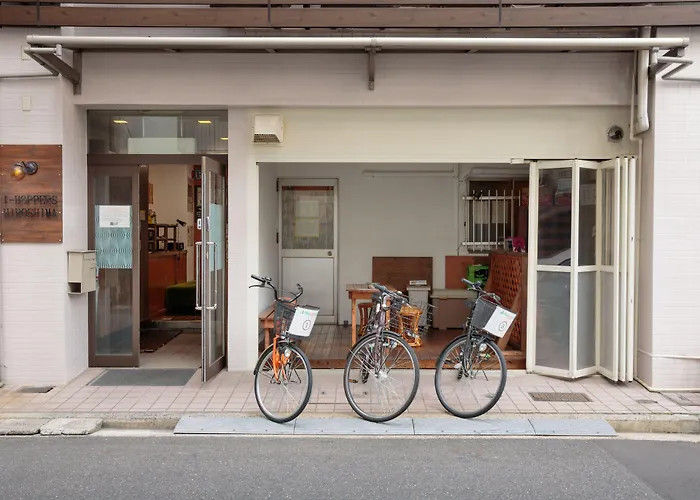 J-Hoppers Hiroshima Guesthouse