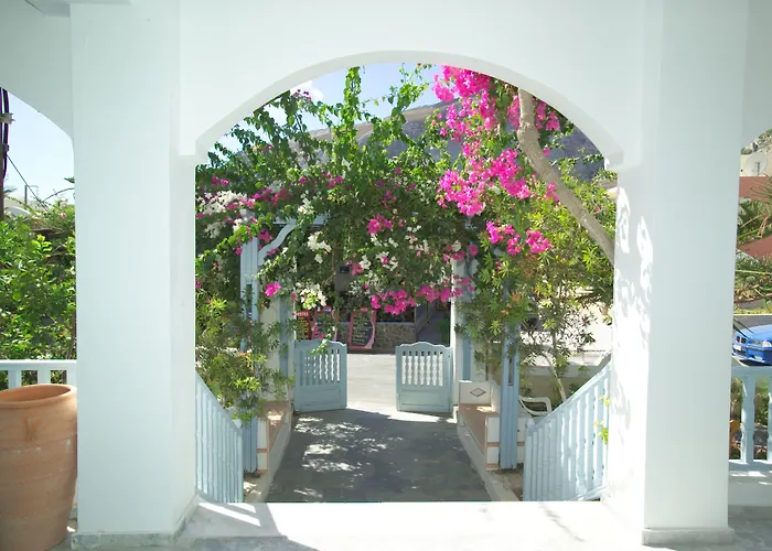 Sellada Apartments Kamari 