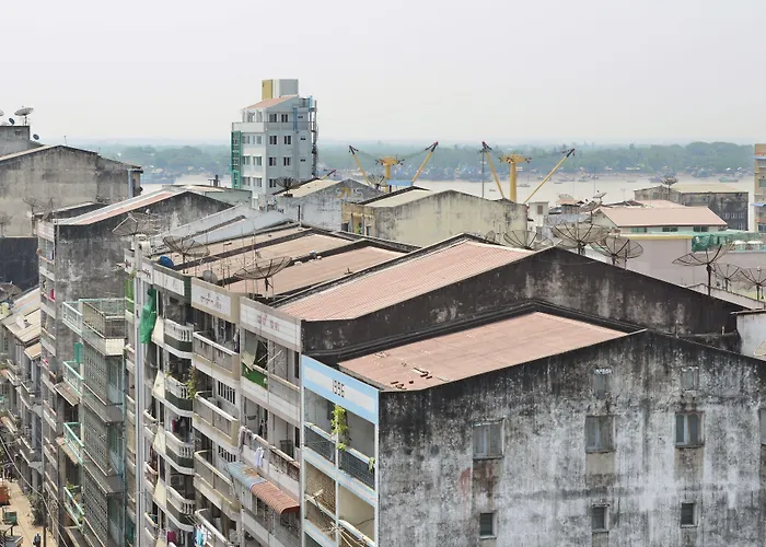 Hotel Grand United - Chinatown Yangon