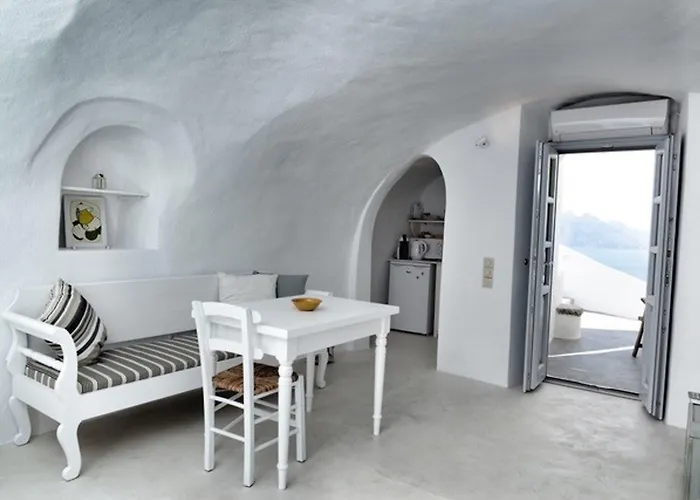 Amaya Selection Of Villas Oia