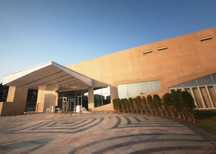 Vivanta New Delhi, Dwarka Gurgaon