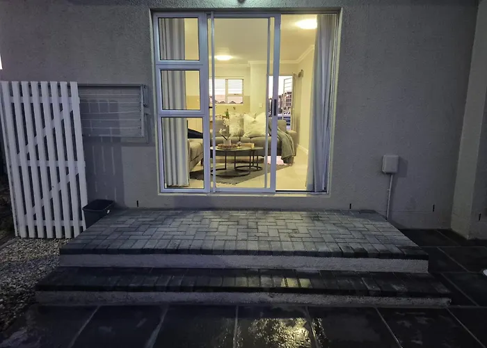 Elegant, Spotless 2 Bed For Enchanted Stays Cape Town