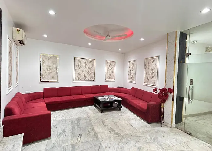 Hotel Kelvish With Free Airport Pickup New Delhi