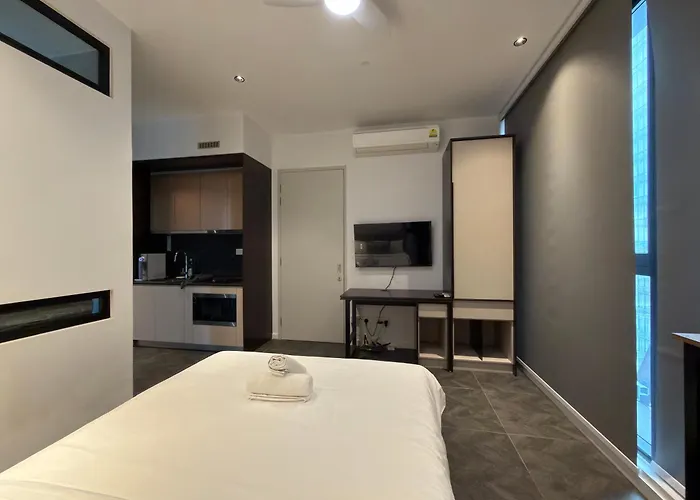 Scarletz Suites Klcc Kuala Lumpur By Okidoki Homes
