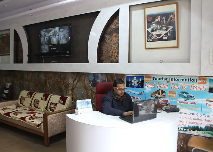 Hotel Su Shree Continental Dx Near New Delhi Railway Station
