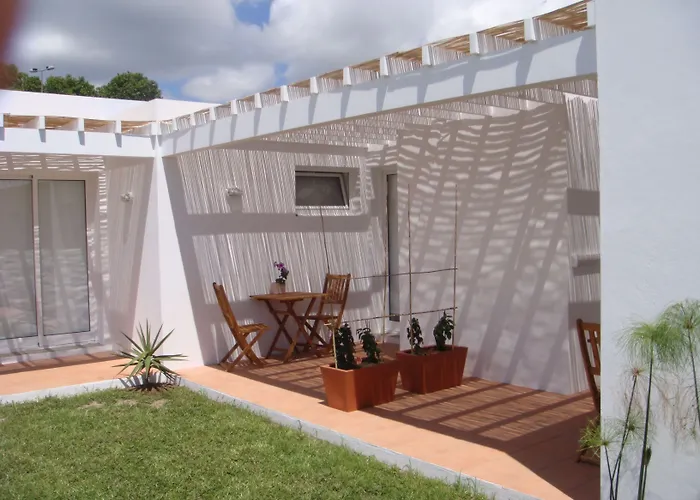 Casa Da Ilha - Slow Living Residence & Suites Ponta Delgada 
