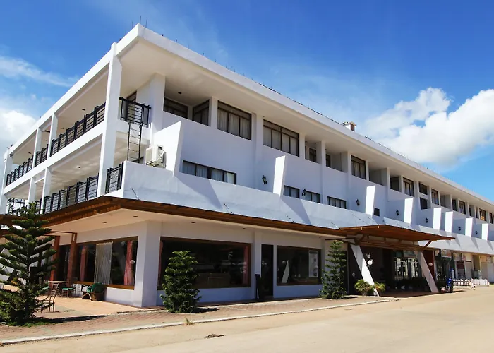 Coron Gateway Hotel & Suites