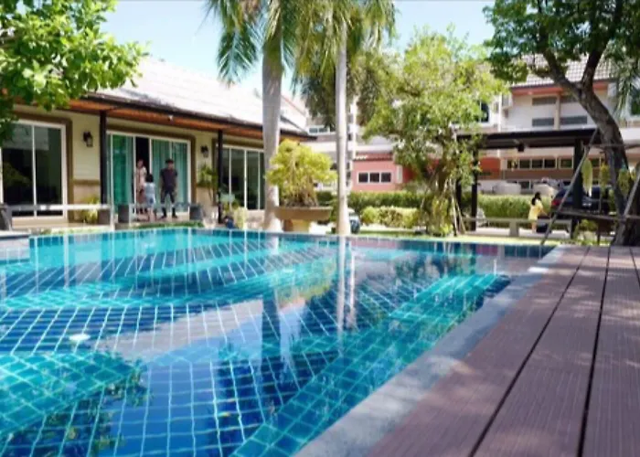 Nirundorn Resort Chaam Cha-Am