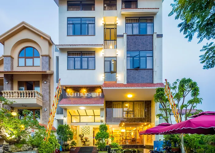 La Maison Danang Beach Hotel