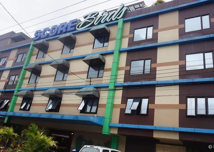 Score Birds Hotel Angeles
