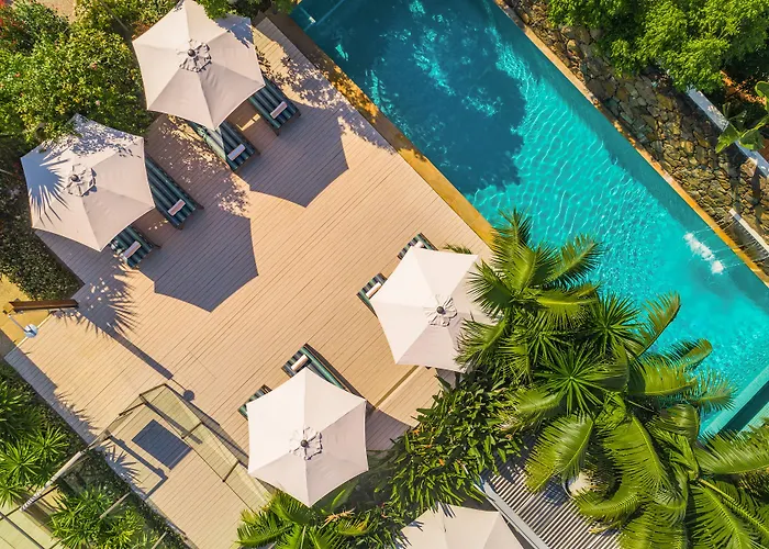 Bayview Beachfront Apartments, In Town Right On The Beach Byron Bay