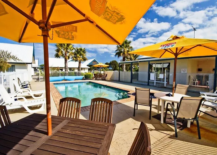 Torquay Tropicana Motel