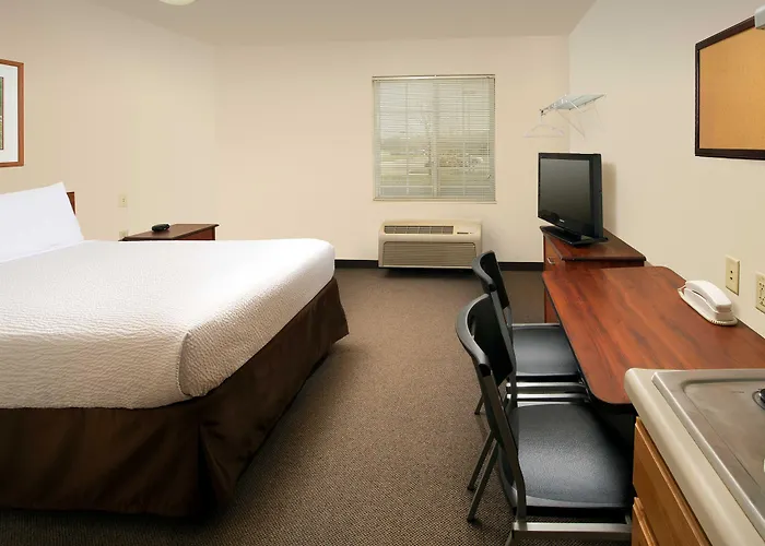 Woodspring Suites Columbus North I-270