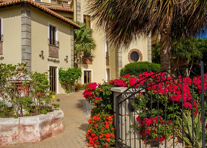 The Bellafonte - Luxury Oceanfront Hotel Kralendijk