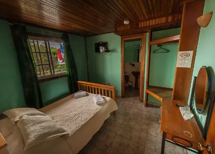 Hotel Posada Los Delfines Bocas Town