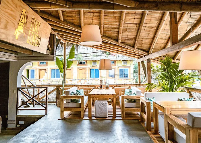 Tiki Limbo Hotel Montanita