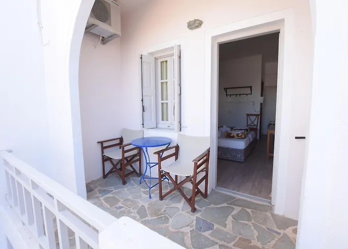 Rodakas Hotel Akrotiri 