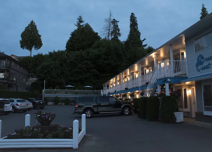 Ocean Crest Motel Qualicum Beach