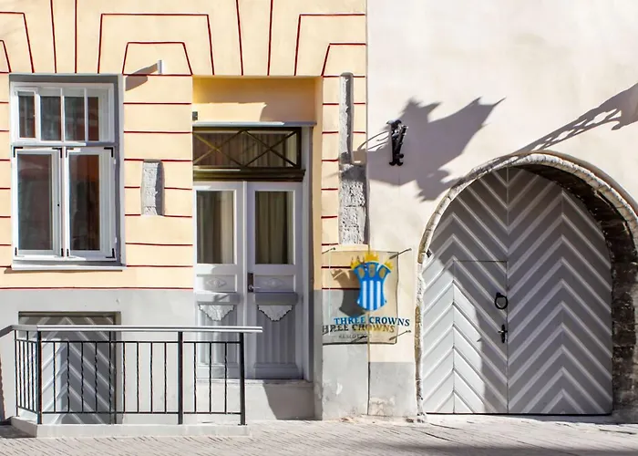 Three Crowns Residents Hotel Tallinn