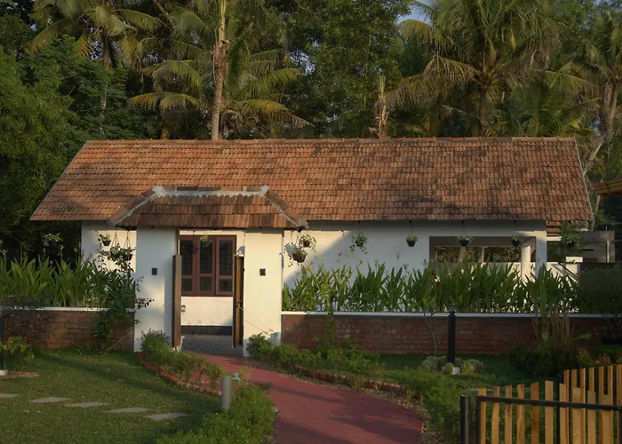 Kaayal Luxury Villa Varkala Private Lakefront Retreat
