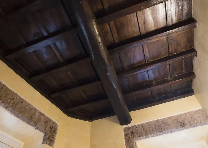 Domus Trevi Bed & Breakfast Rome