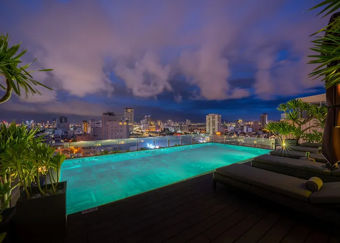 Legend Boutique Hotel Danang