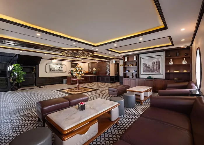 Le Journey Elegance Cruise 5 Star Ha Long Hotel