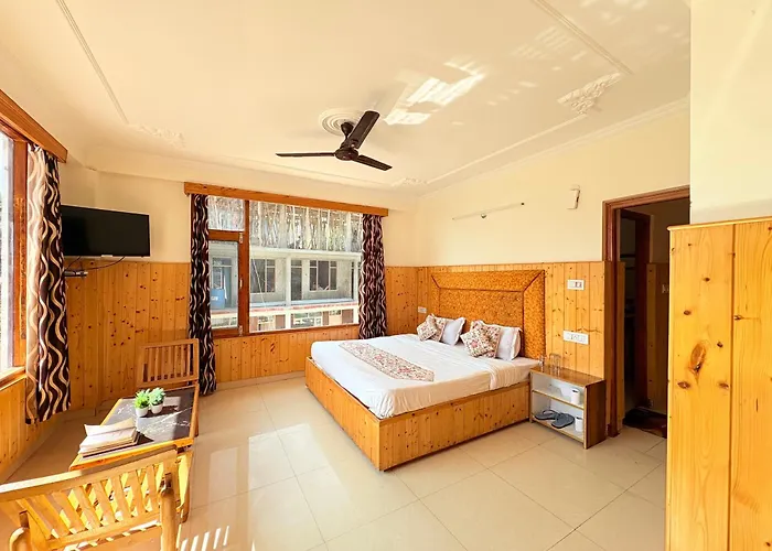 The Suraj Cottage Manali ! Private Parking ! Bonfire ! Playing Zone ! Near Mall Road