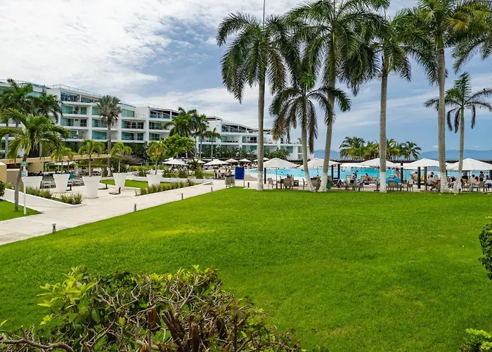 Beachfront Luxury New Vallarta Aria Ocean 176 By Kivoya Nuevo Vallarta