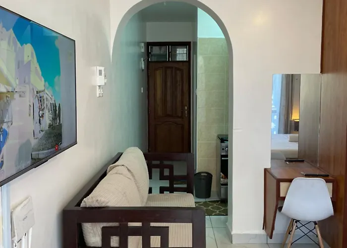 Tulivu Comfortable Studio Apartment In Bamburi Mombasa