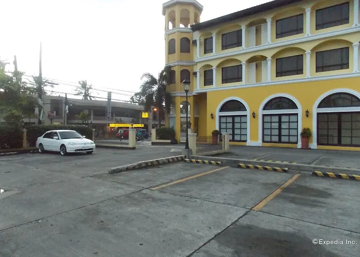 Planta Centro Bacolod Hotel & Residences